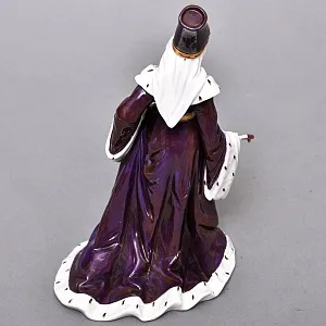 Антикварная статуэтка «Средневековая дама с книгой», Фарфор Dressel & Kister Passau Германия, 1907 - 1922 гг.