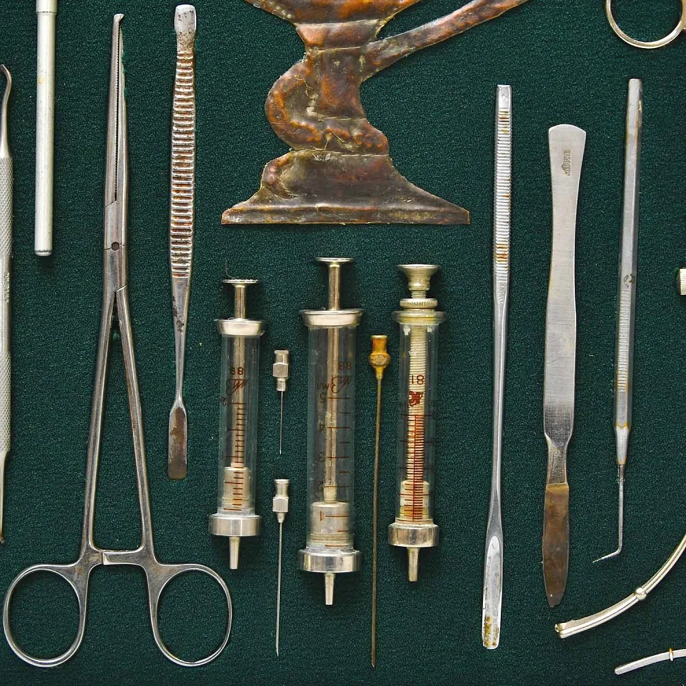 Коллекционное Настенное Панно - Картина «Медицина», СССР -40гг. ХХ века.