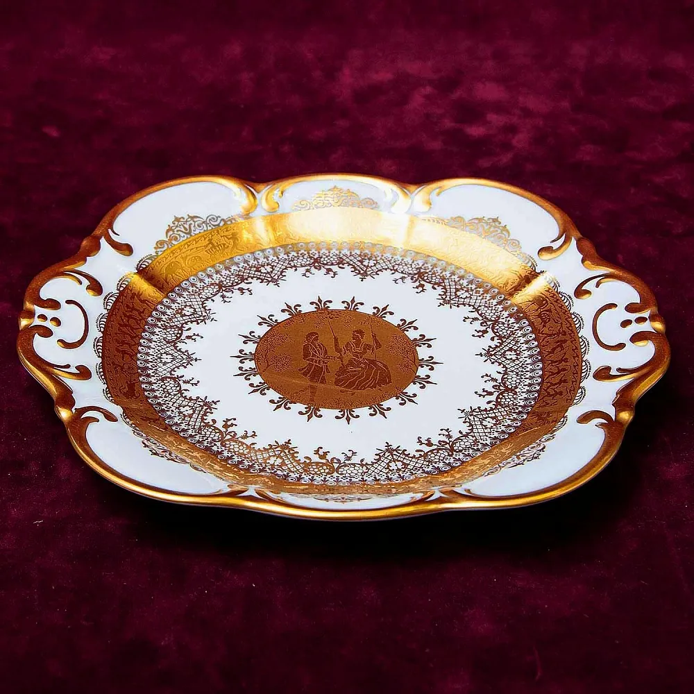 Авторское Блюдо - Тарелка «Дама с Кавалером» DW PORZELLAN-MANUFAKTUR.