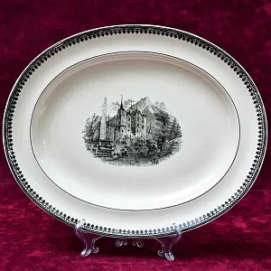 Старинное Большое Фарфоровое Блюдо - Тарелка «Сервиз Старого аббатства», Villeroy&Boch Германия,  1890 - 1920 годы.