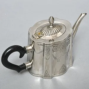 Старинный Заварочный Чайник. Метал Silverplate, SHEFFIELD Англия начало ХХ века. 