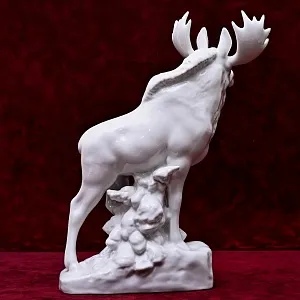Большая Авторская Фарфоровая Статуэтка «Лось», Воробьёв ЛФЗ, СССР  - 1951 год.