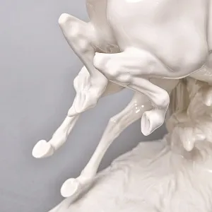 Большая Фарфоровая Статуэтка «БЕГУЩИЕ ЛОШАДИ», Hutschenreuther Германия, вторая половина ХХ века.