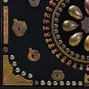 Настенное Коллекционное Панно - Картина "Старинные Латунные замки и накладки" . Россия конец XIX  начало ХХ века.