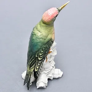 Птица - Фарфоровая статуэтка «Зелёный дятел», Карл Энс / Karl Ens, Германия, 30-е годы ХХ века.