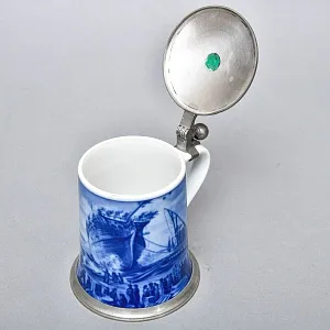 Коллекционная Пивная Кружка «Спуск Корабля на воду», фарфор, Berlin Design Германия -1980 год.