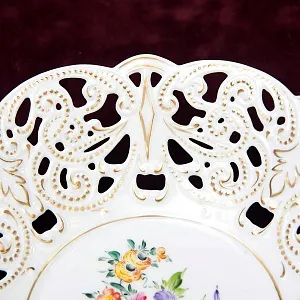 Коллекционное Сервировочное Блюдо - Тарелка, Прорезной Фарфор  KAISER Porzellan Германия.