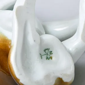 Антикварная Фарфоровая статуэтка «Грустный Спаниель», Karl Ens Германия, первая половина ХХ века.