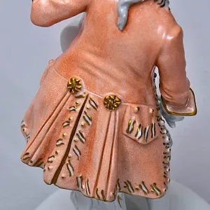 Коллекционная Фарфоровая статуэтка «Музыкант. Виолончелист», SITZENDORF Германия.