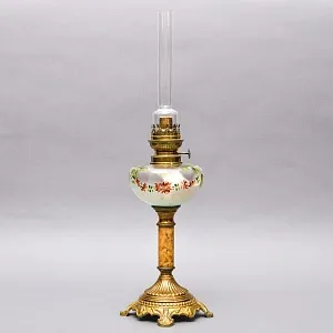 Антикварная  Керосиновая Лампа «Цветочная Гирлянда», Kosmos - Brenner, Франция начало ХХ века.