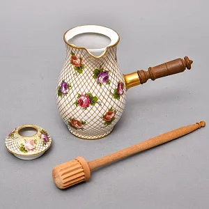 Фарфоровый Кувшин - Чайник для подачи горячего шоколада «Цветочная россыпь» с лопаткой, Франция.