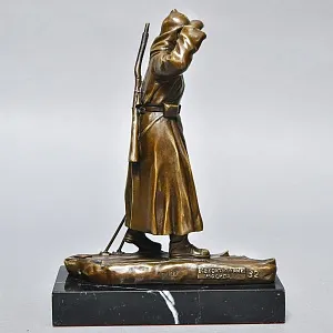 Авторская Бронзовая Статуэтка «Красноармеец в дозоре», Россия конец ХХ - начало ХХI веков. 