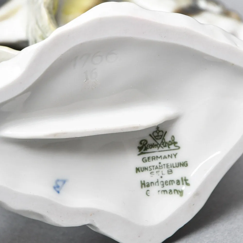 Коллекционная статуэтка «РЫБКА. Плывущая Скалярия», Фарфор ROSENTHAL Германия - 1938 год.