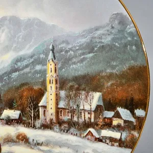 Коллекционная Фарфоровая тарелка «Церковь в долине», Tirschenreuth Германия - 1990 год. 