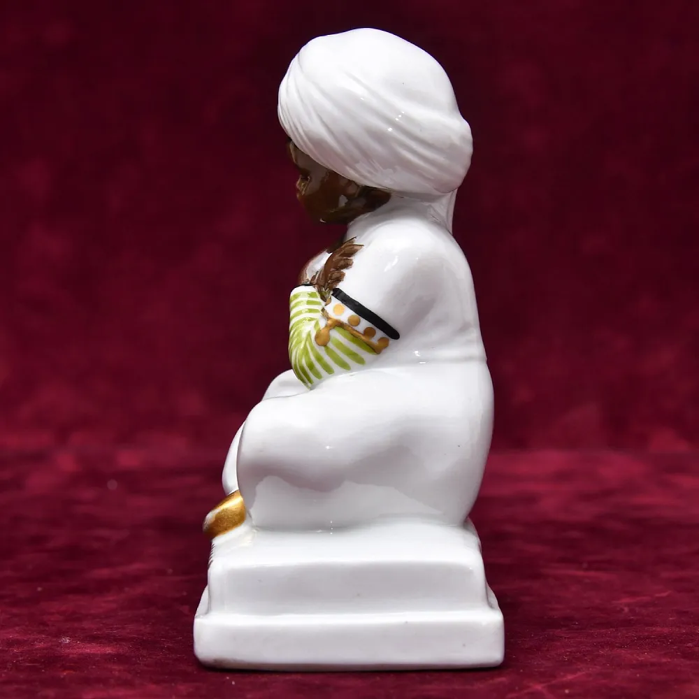 Коллекционная Фарфоровая статуэтка «Восточный Паж», Karl Ens Германия, первая половина ХХ века.