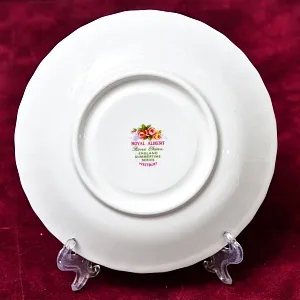 Коллекционная Фарфоровая Чайная пара «WESTBURY», ROYAL ALBERT Англия, вторая половина ХХ века.