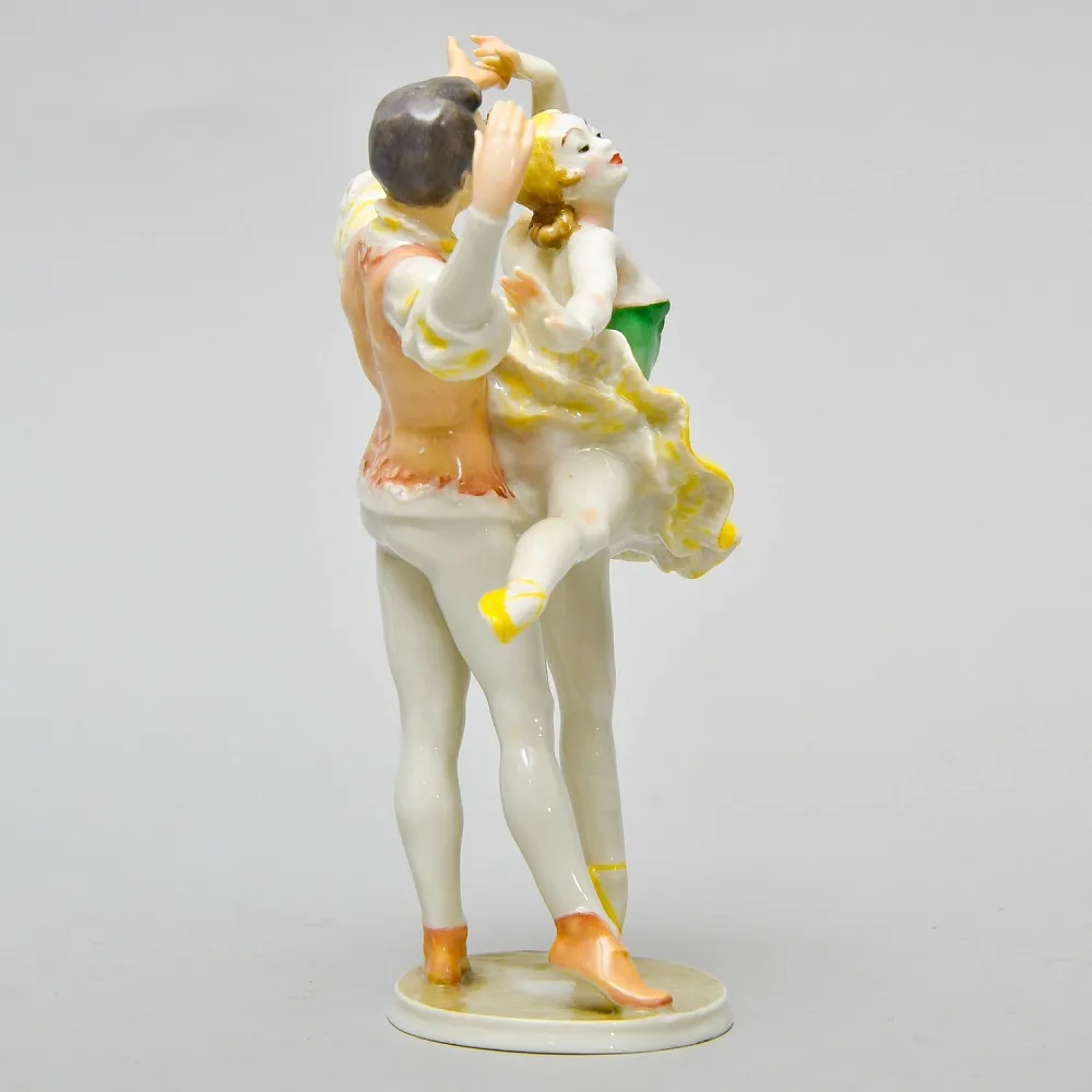 Коллекционная Фарфоровая Статуэтка «Танец из балета «СПЯЩАЯ КРАСАВИЦА», Hutschenreuther Германия.
