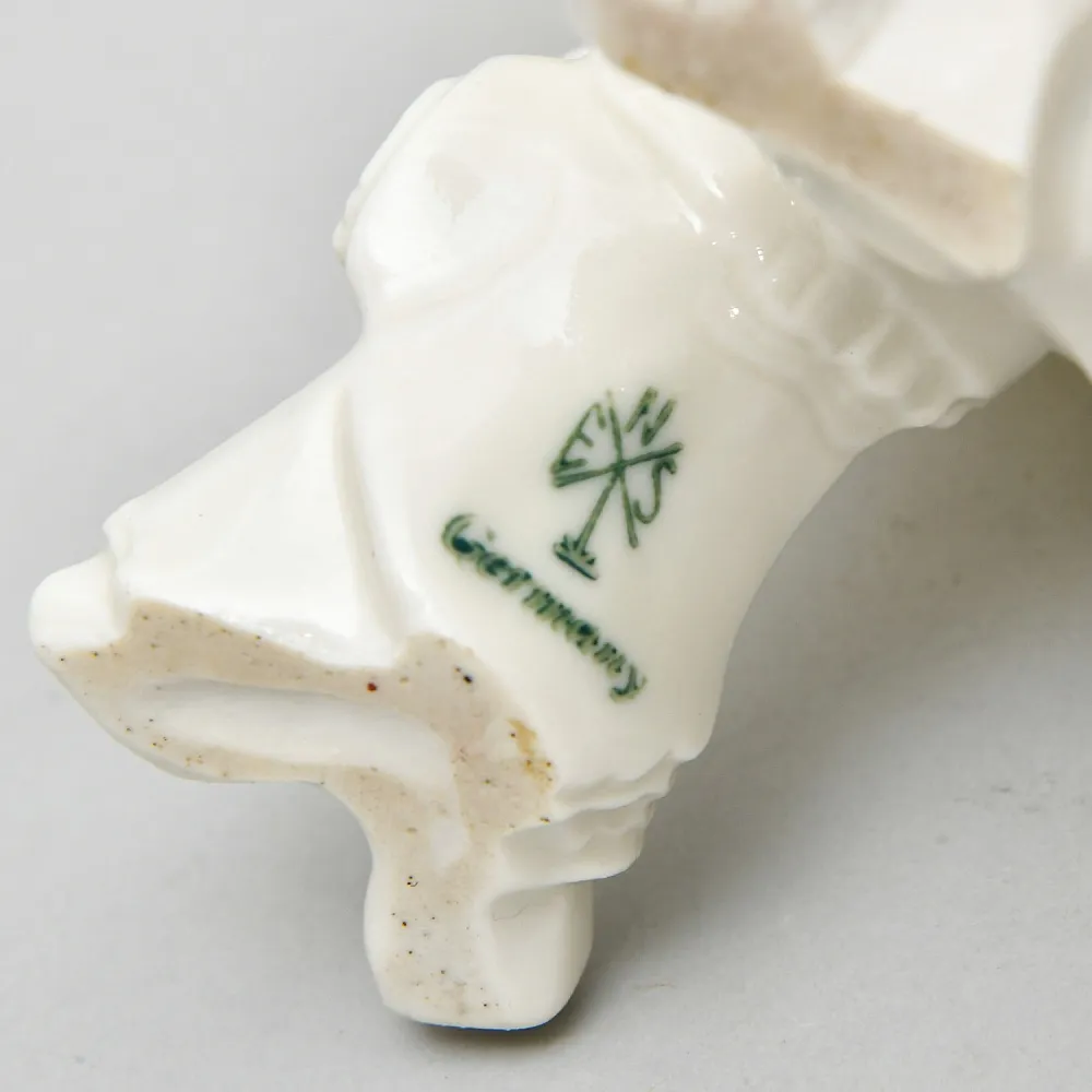 Фарфоровая Статуэтка «Птица - ИВОЛГА» Карл Энс / Karl Ens, Германия, 30-е годы ХХ века.