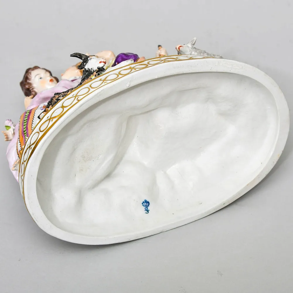 Коллекционная Фарфоровая статуэтка «Любовная пара», SITZENDORF Германия, середина ХХ века.