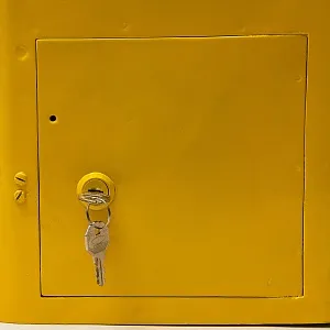 Редкость! Легендарный Жёлтый Ящик «СпортЛото - СССР» образца 1970 года.