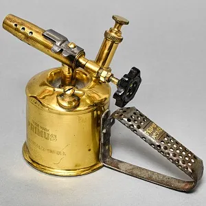 Редкость! Старинная Латунная Бензиновая Горелка - Паяльная Лампа, PRIMUS Швеция -50 гг. 