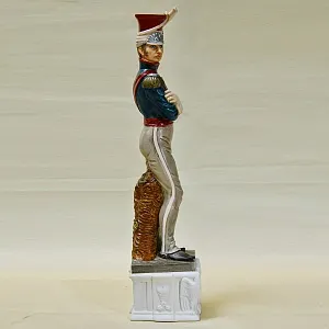 Коллекционная Фарфоровая статуэтка «Офицер» из серии «Армия Наполеона», Capodimonte Италия.
