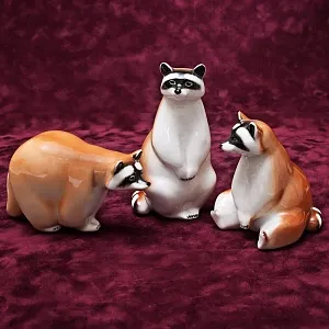 Коллекционный Триптих - Фарфоровые Статуэтки «Три Енота», ЛФЗ СССР -1962 год.