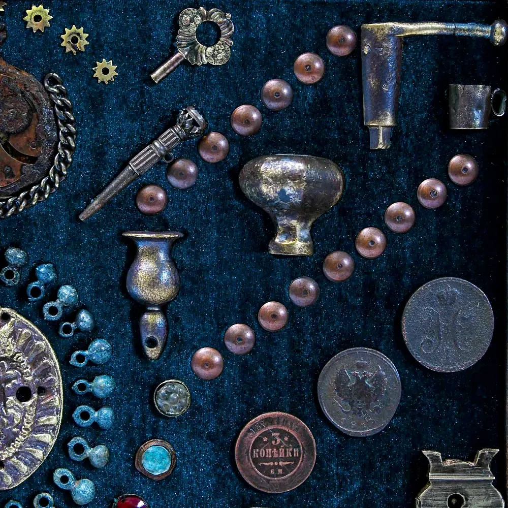 Настенное Коллекционное Панно - Картина «Старинная Мелочёвка». Россия конец XIX  начало ХХ века.