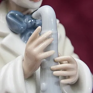 Фарфоровая статуэтка «Клоун с cаксофоном» Lladro, Испания - 1987 год.