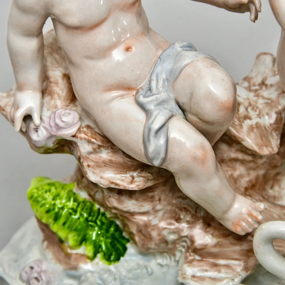 Редкость! Коллекционная Фарфоровая Статуэтка «ДВА ПУТТИ И ЛЕБЕДЬ», Scheibe - Alsbach Германия.