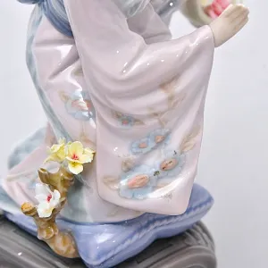 Редкость!!! Коллекционная Фарфоровая Статуэтка «Мичико. Японская девушка с корзиной цветов», Lladro Испания.