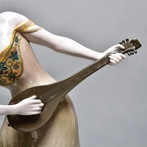 Антикварная Фарфоровая статуэтка «Карнавал. Девушка с лютней», Rosenthal Германия - 1914 год. 