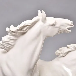 Большая Фарфоровая Статуэтка «БЕГУЩИЕ ЛОШАДИ», Hutschenreuther Германия, вторая половина ХХ века.