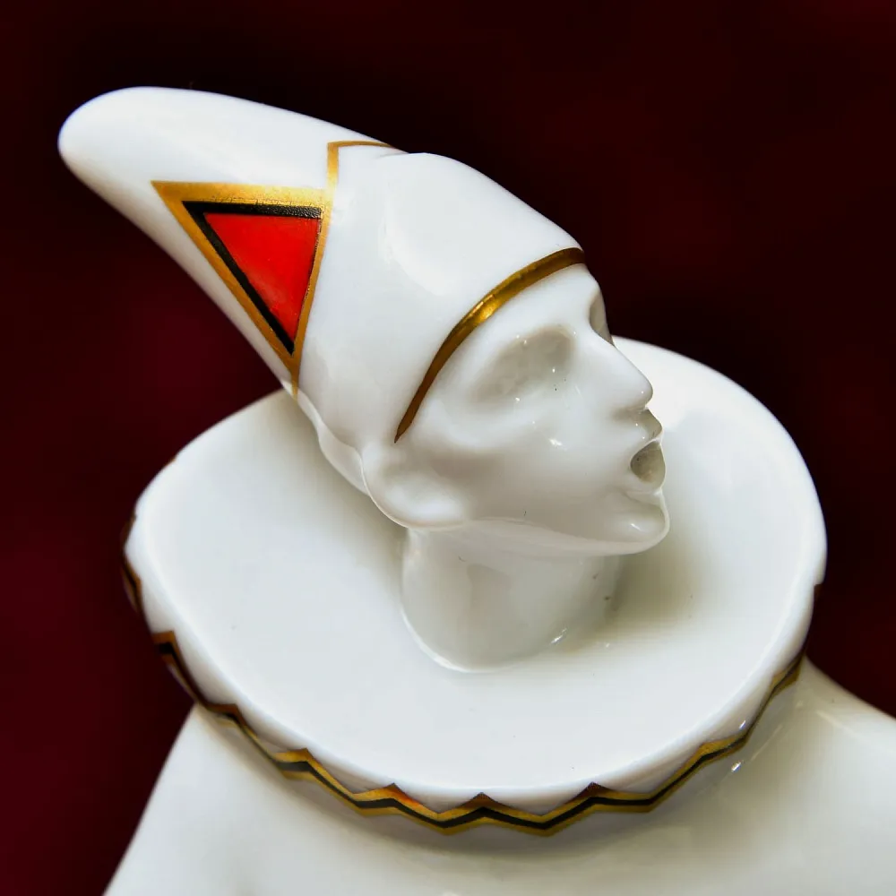 Редкая! Коллекционная Фарфоровая Статуэтка «Пьеро - Менестрель», GOEBEL Германия - 1986 год.