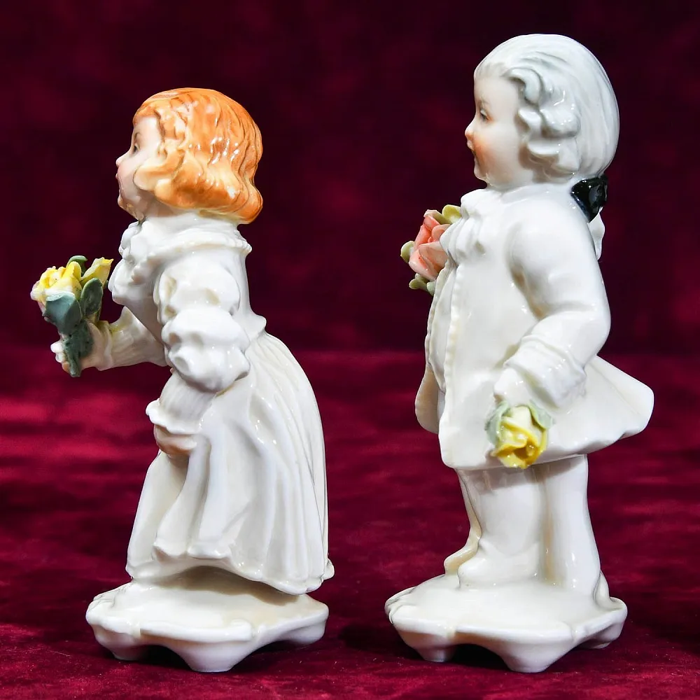 Парные Фарфоровые Статуэтки «Дети - Цветы для Мамы», Карл Энс / Karl Ens, Германия, 30-е гг.