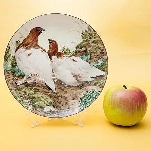 Коллекционная Тарелка «Лесной Год, НОЯБРЬ. Куропатки» Фарфор, Англия -1983 год.