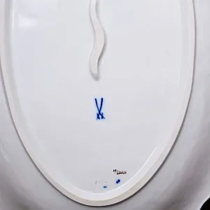 Коллекционное Блюдо - Тарелка - Сухарница «Виноградная Лоза», Фарфор MEISSEN Германия.