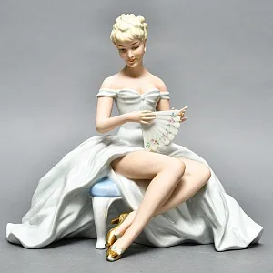 Фарфоровая статуэтка «Балерина, Танцовщица c Веером», WALLENDORF Германия 1953-1962 годы.