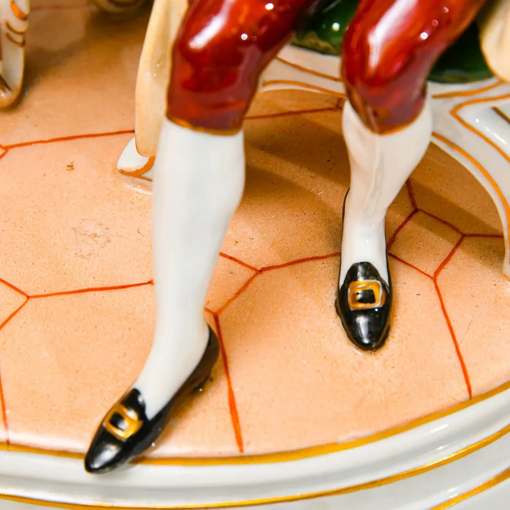 Антикварная Статуэтка «Арфистка и Кавалер - Репетиция», фарфор Scheibe - Alsbach, Германия.