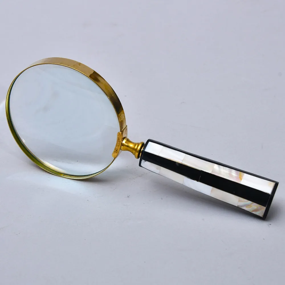 Винтажная Увеличительная Лупа для чтения с перламутровой черно - белой рукоятью, Англия.