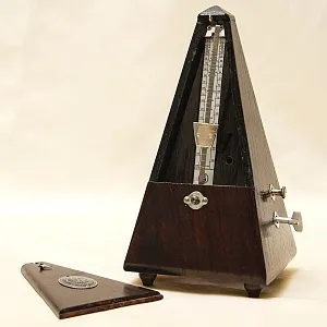 Старинный Механический Метроном в деревянном корпусе, System MAELZEL Германия - 50 гг.