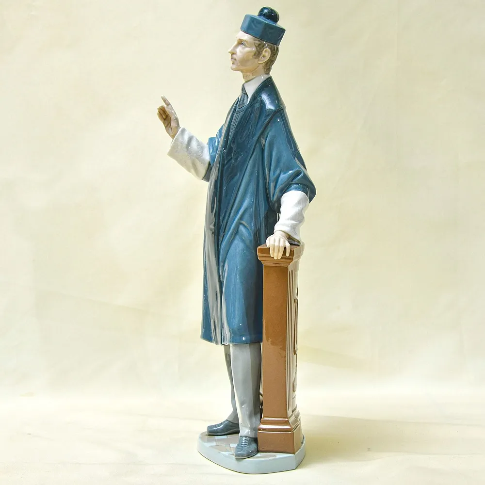 РЕДКОСТЬ! Большая Коллекционная Фарфоровая статуэтка «Юрист» Lladro, Испания - 1974 год.