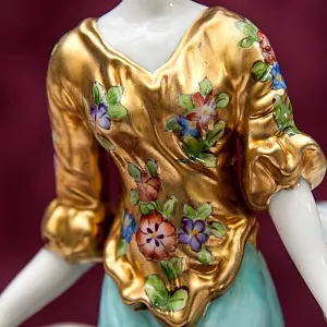 Фарфоровая Статуэтка - Подсвечник на одну Свечу «Девушка в золотом» SANDIZELL Германия.