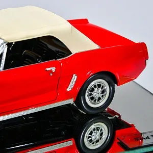 Коллекционная Металлическая Модель «Автомобиль -  Ford Mustang 1965» Германия.