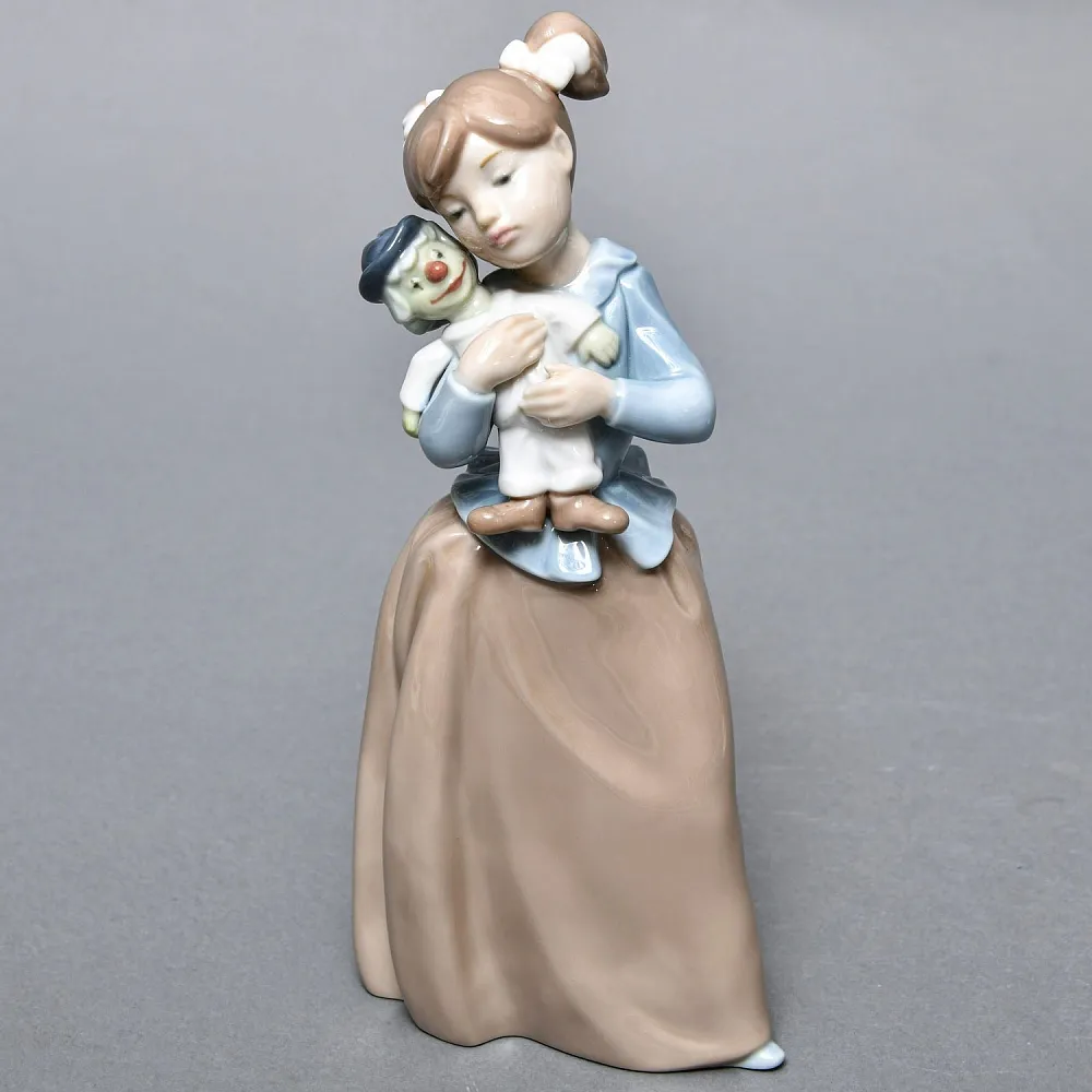 Коллекционная Фарфоровая статуэтка «Девочка с клоуном», Nao by Lladro Испания, 80-е гг. 