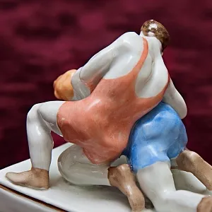 Авторская Коллекционная Фарфоровая Статуэтка «Борцы», ДФЗ Дулево СССР -1959 год. 