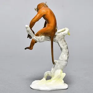 Коллекционная Фарфоровая статуэтка «Обезьяна на ветке», Hutschenreuther Германия.