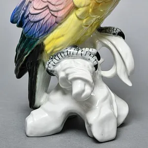 Большая Фарфоровая Статуэтка Птицы «Розовый Какаду» Н-36 см., Karl Ens Германия, первая половина ХХ века.