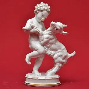 Антикварная Фарфоровая Статуэтка «ПУТТИ С КОЗЛЕНКОМ», ROSENTHAL Германия - 1939 год.