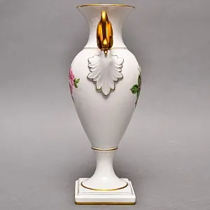 Ваза с ручками в виде позолоченных Лебедей «РОЗА», Фарфор KAISER Германия, 1958 - 1960 годы.